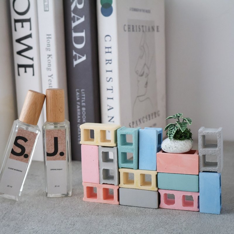 Dopamine Hollow Bricks • Diffuse/Office/Pocket/Mini/Decoration/Healing Objects - น้ำหอม - ปูน หลากหลายสี