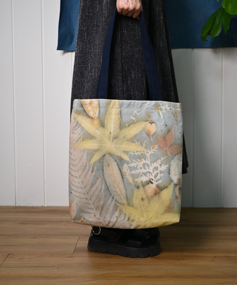 【記憶有限】EcoPrint 花葉移印托特包/手提袋- - 手提包/手提袋 - 棉．麻 多色