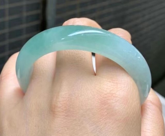 氷翡翠バングル （B810-050】ジェイド 翡翠 ヒスイ バングル