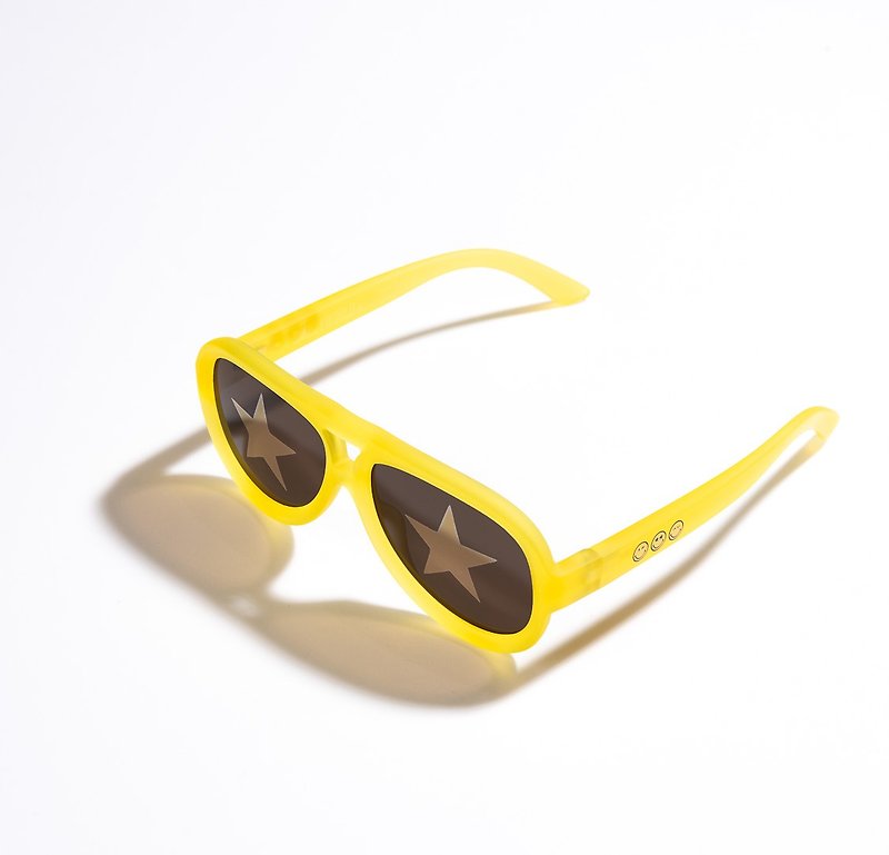 SmileyWorld Aviator Kids Sunglasses (6+ yrs) - Yellow / Star - เครื่องประดับ - วัสดุอื่นๆ สีเหลือง