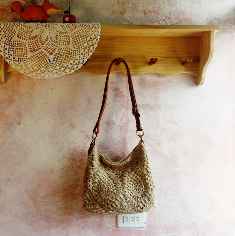 [Customized] Handmade hand-woven/ Linen woven crossbody bag/shoulder bag/two-purpose bag - กระเป๋าแมสเซนเจอร์ - ผ้าฝ้าย/ผ้าลินิน สีกากี