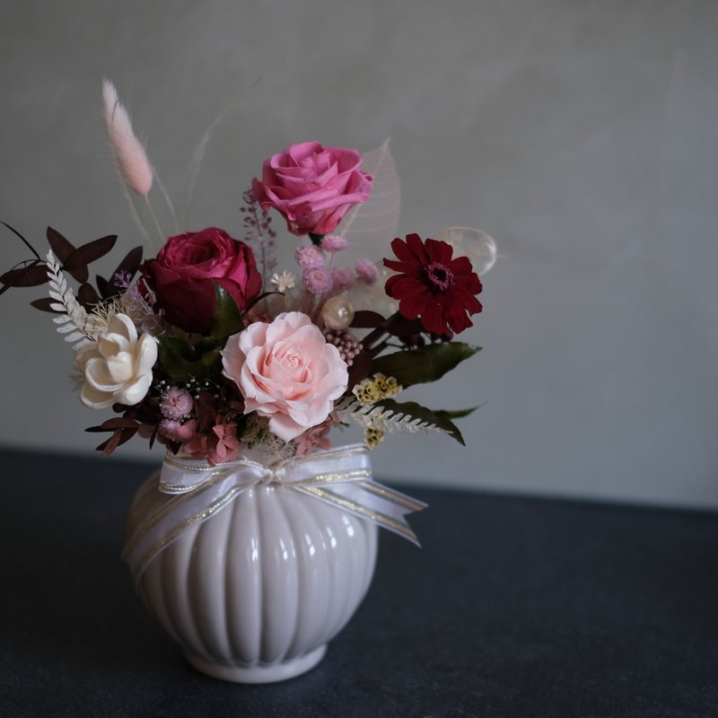 Pink eternal potted flowers imported from Japan - ช่อดอกไม้แห้ง - พืช/ดอกไม้ 