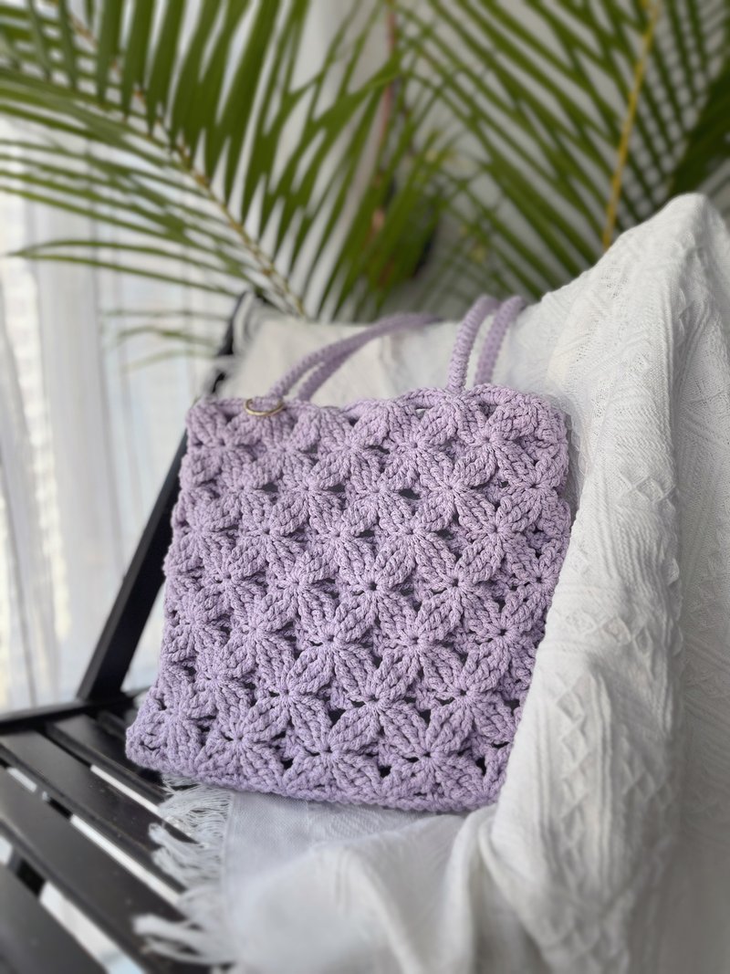 Handmade crochet Fantasia tote bags shoulder bag - purple - Messenger Bags & Sling Bags - Cotton & Hemp Purple