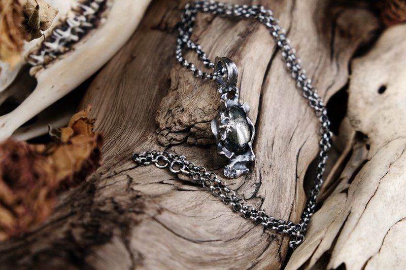 【山骸紀】幽澄之境II-黃鐵礦綠松項鍊 - 項鍊 - 銀 銀色