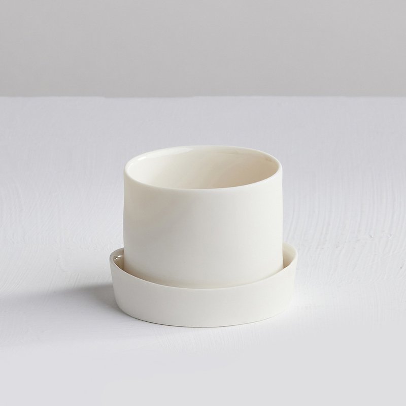 【3,co】Water wave cover cup (2 pieces) - white - Teapots & Teacups - Porcelain White