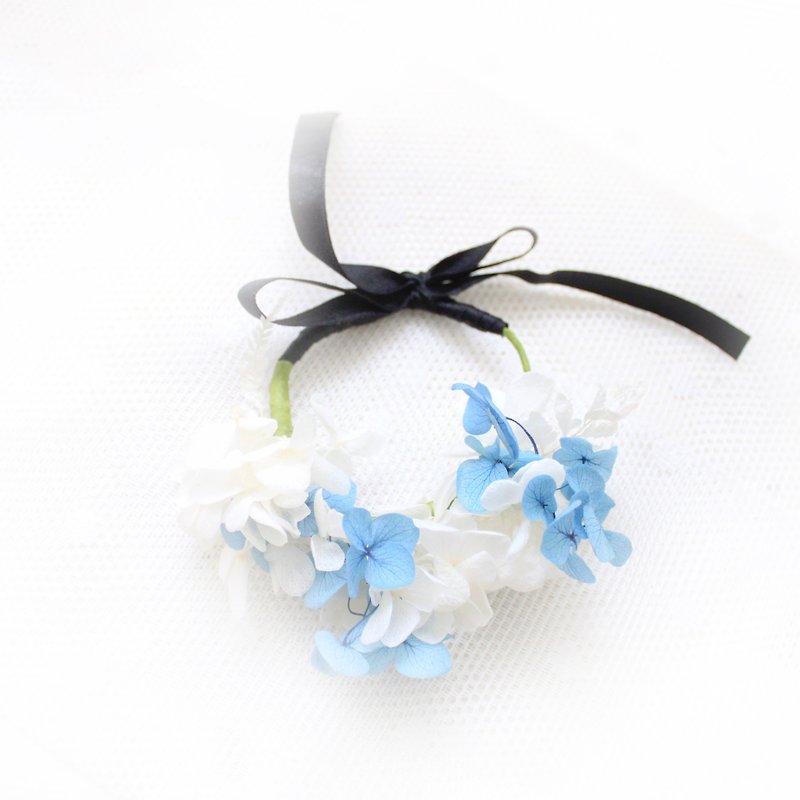 Midsummer Age - Sky Blue Aqua Minimalist Wind Bracelet - เข็มกลัด/ข้อมือดอกไม้ - พืช/ดอกไม้ สีน้ำเงิน