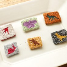 フラグメントシリーズ/手作り刺繍ピン/カワセミツバメカタツムリ