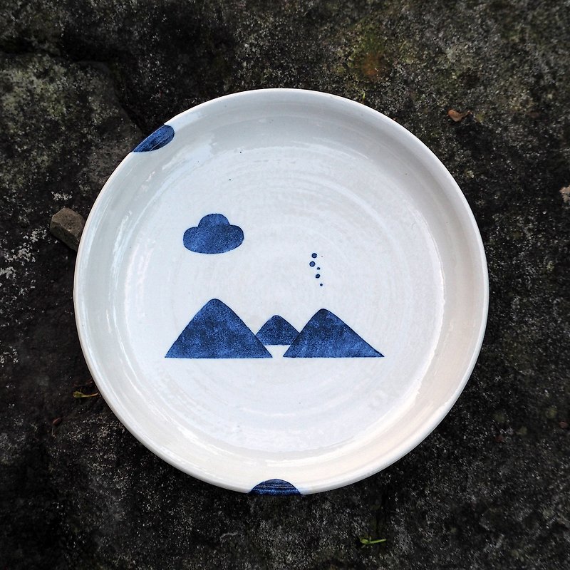 ミドルディスク【蓄積】 - 皿・プレート - 磁器 ホワイト