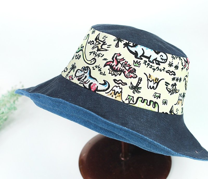 Handmade double-sided bucket hat - Hats & Caps - Cotton & Hemp Black