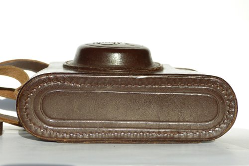 【中古】 ロシア製カメラZorki 革ケース 付 中古】 コピー ライカ K W.H. 刻印 Leica ロシア製 フェイク