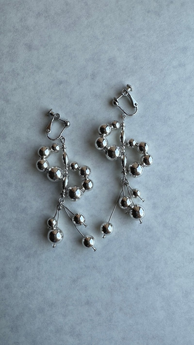 むげんシルバー ピアス/イヤリング - 耳環/耳夾/耳骨夾 - 其他材質 銀色