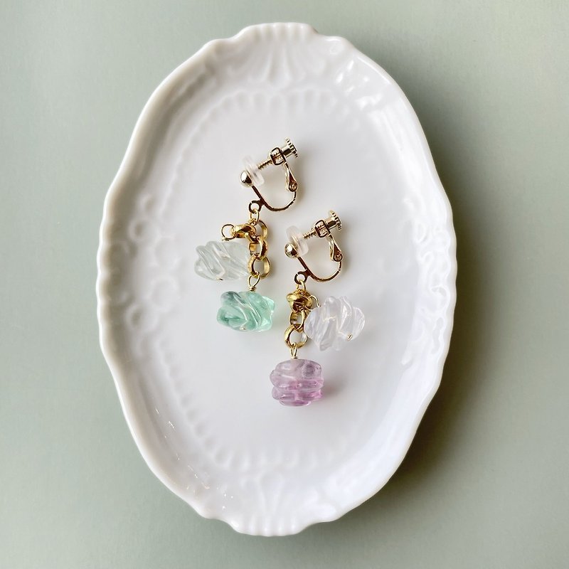 Fluorite amulet earrings Earrings/ Clip-On no.2 - Earrings & Clip-ons - Semi-Precious Stones Purple