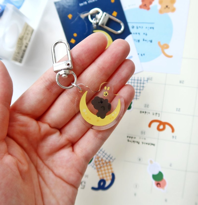 MoMo Rabbit and Moon Keychain - ที่ห้อยกุญแจ - พลาสติก 