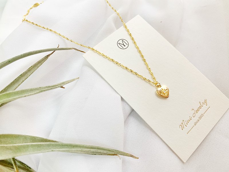 [Whole hall gift box packaging] 18K gold love necklace-heart-shaped texture gift heart-shaped Tanabata - Necklaces - Precious Metals Gold