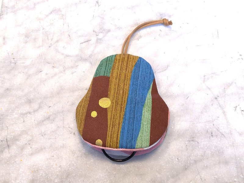 Geometric lines (coffee) pear-shaped key case【K210206】 - ที่ห้อยกุญแจ - ผ้าฝ้าย/ผ้าลินิน หลากหลายสี