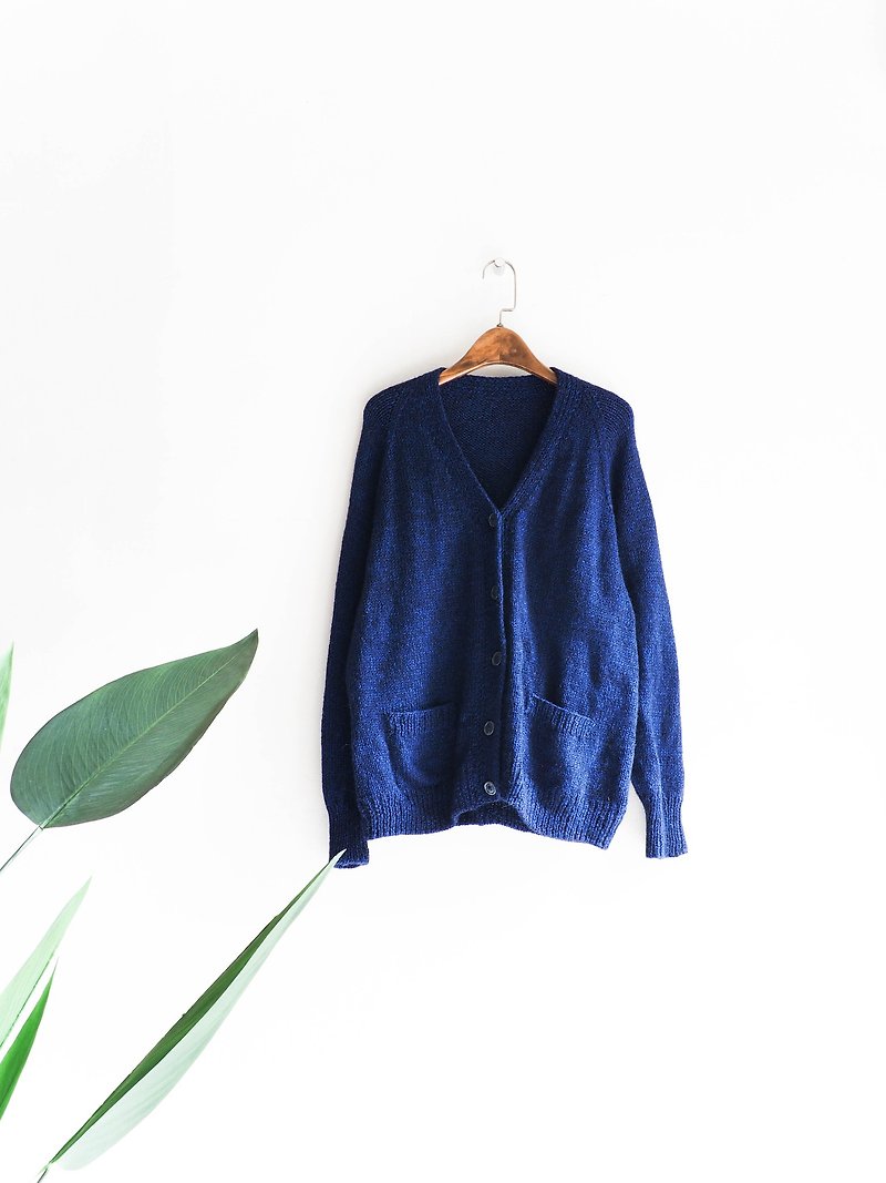 River Water Mountain - Nara Indigo classic mixed dream dreaming antique wool sheepskin cardigan sweater cashmere vintage oversize - สเวตเตอร์ผู้หญิง - ขนแกะ สีน้ำเงิน