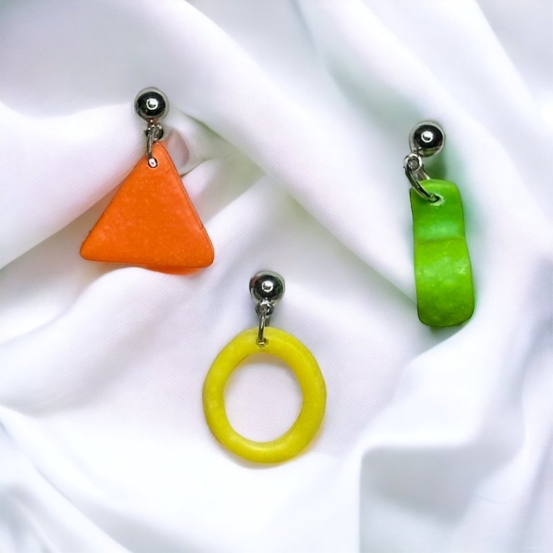 WS02 | Polymer Clay Earrings | Wonderful Summer Collection - 耳環/耳夾 - 防水材質 多色