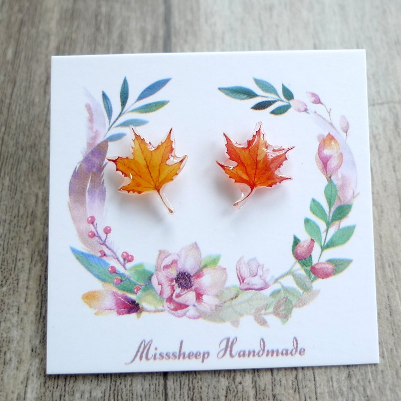 Misssheep-U07-橙紅楓葉- 水彩手繪風格 楓葉 手作耳環 (耳針 / 耳夾) (一對) - 耳環/耳夾 - 塑膠 