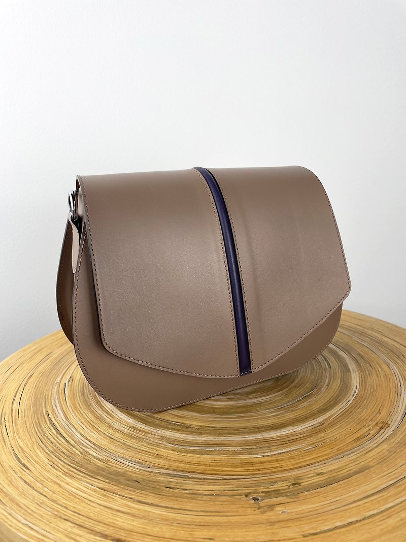 Beige leather saddle bag, Beige leather crossbody, Beige leather purse, Satchel - Handbags & Totes - Genuine Leather 