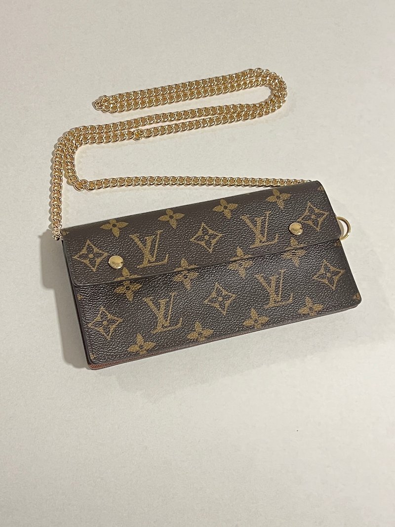 LOUIS VUITTON LV portefeuil accordion clutch comes with metal chain shoulder strap - Messenger Bags & Sling Bags - Genuine Leather Brown