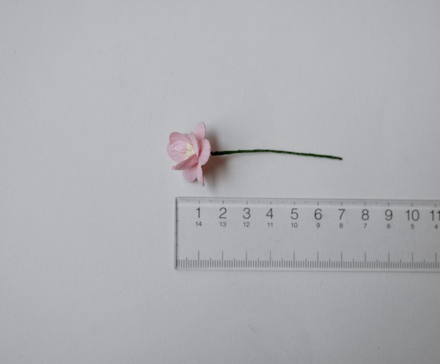 ペーパーフラワー、50個、サイズ2.5cm。桜、桜紙、ピンク色