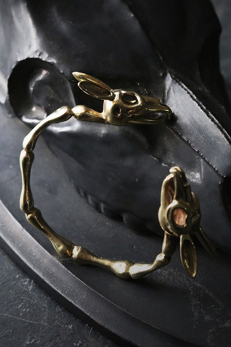 Two Rabbit Skulls Cuff / Bracelet. - Bracelets - Other Metals 