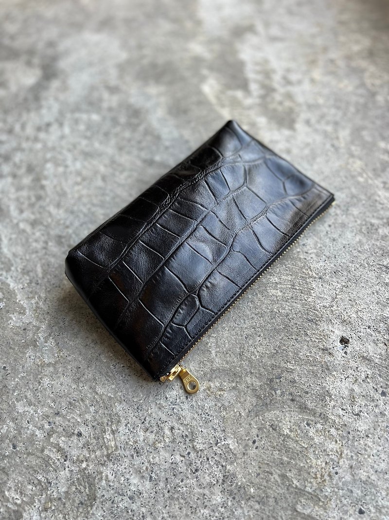 Thin skin Baina small bag black crocodile [LBT Pro] - กระเป๋าเครื่องสำอาง - หนังแท้ สีดำ