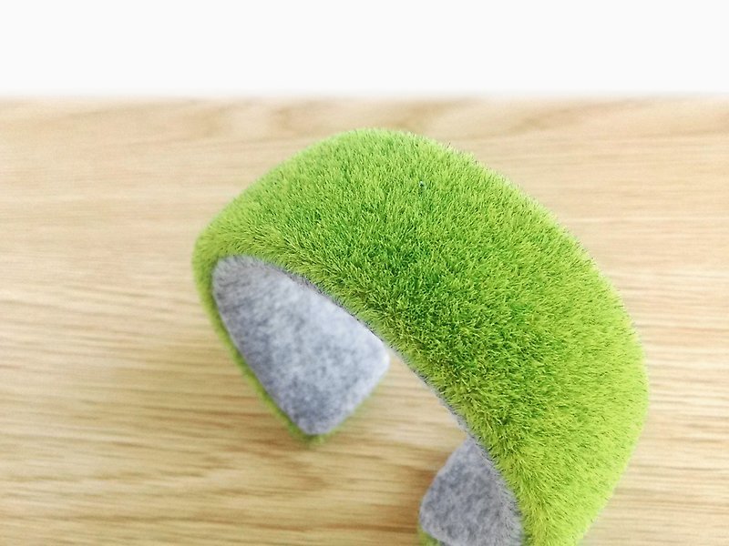 grass bracelet cuff, Kawaii lawn bangle,Green bracelet, Gift for women, pretty - 手鍊/手環 - 羊毛 綠色