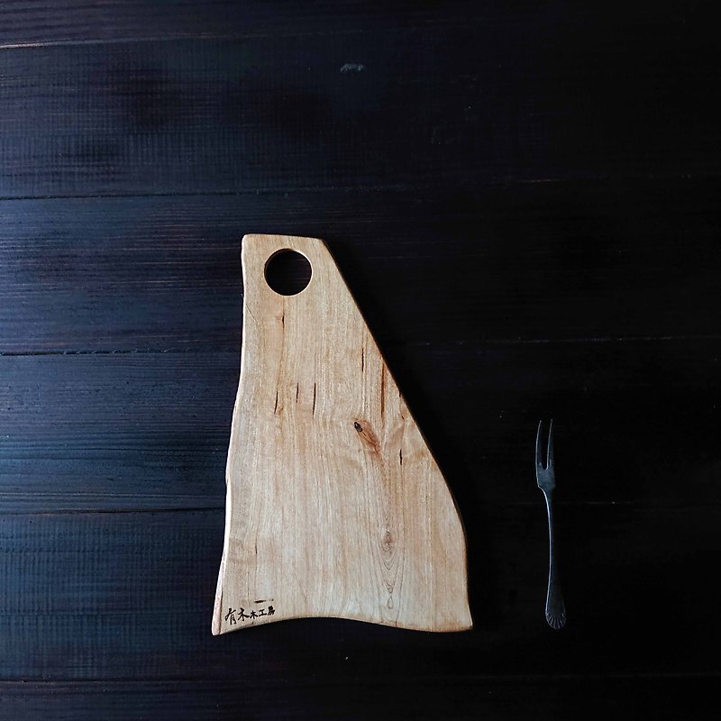 Naturally shaped log cutting board/decoration board - Serving Trays & Cutting Boards - Wood Multicolor