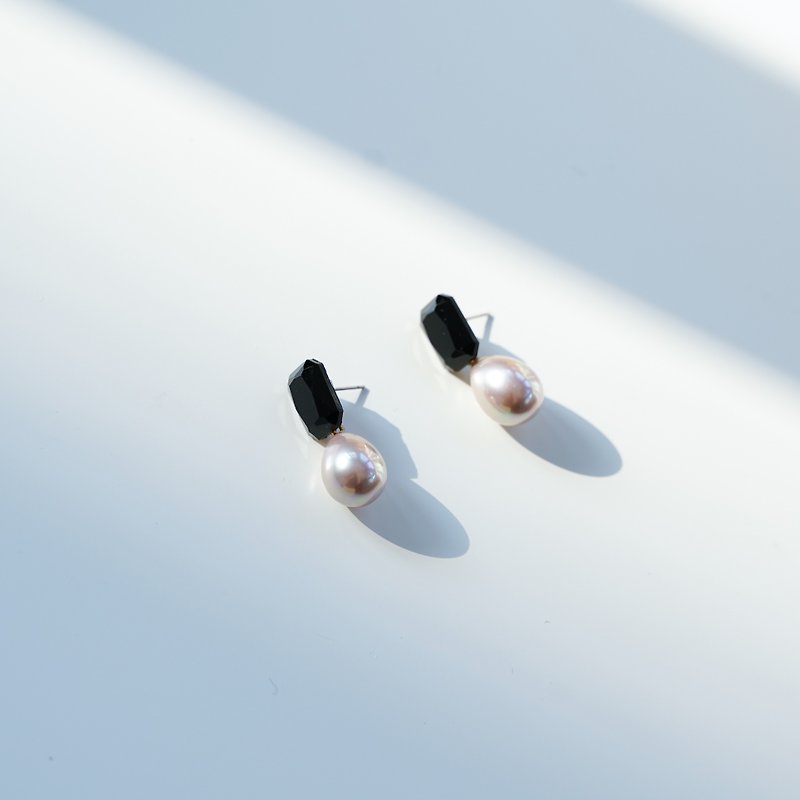 Earrings ピアス/ イヤリング: no.352 - Earrings & Clip-ons - Acrylic Black