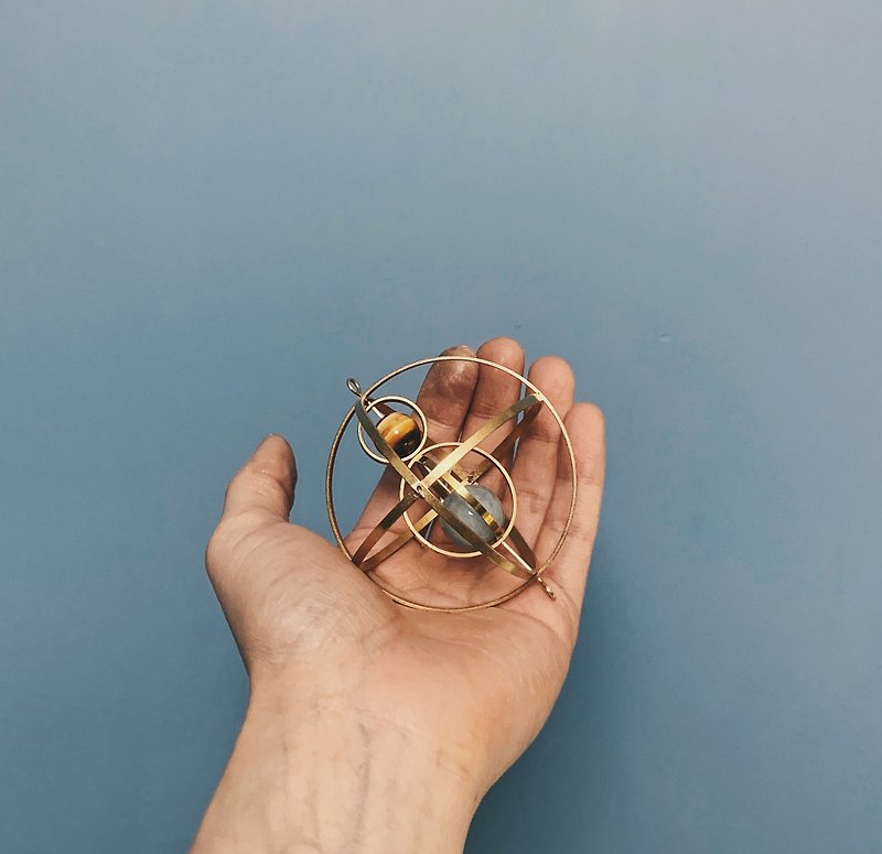 Mush - Mini Armillary Sphere 立體 黃銅 天體儀 陀螺儀 擺設 - 擺飾/家飾品 - 其他金屬 多色