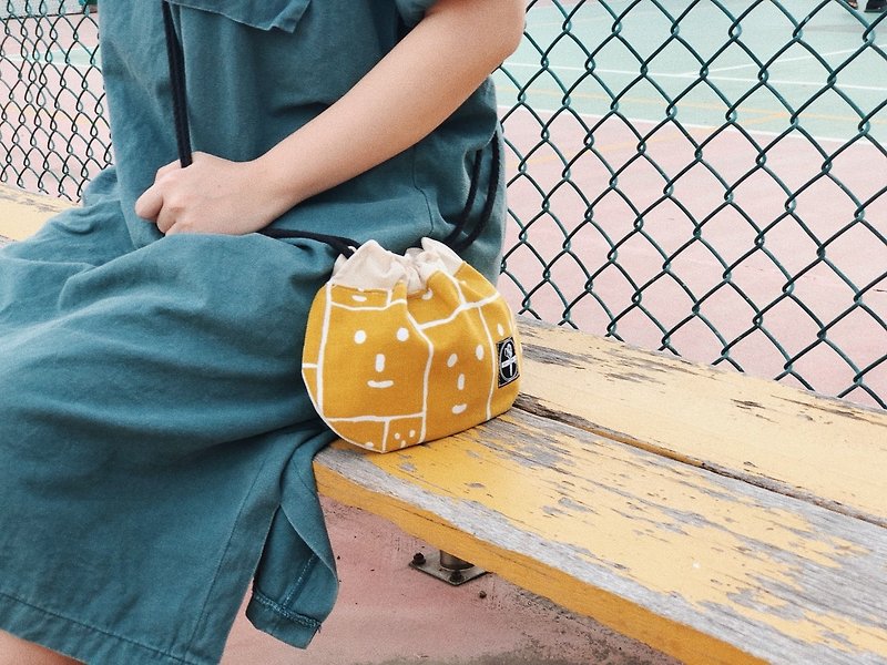 包子包 / 開心都寫在包上 - 側背包/斜孭袋 - 棉．麻 橘色