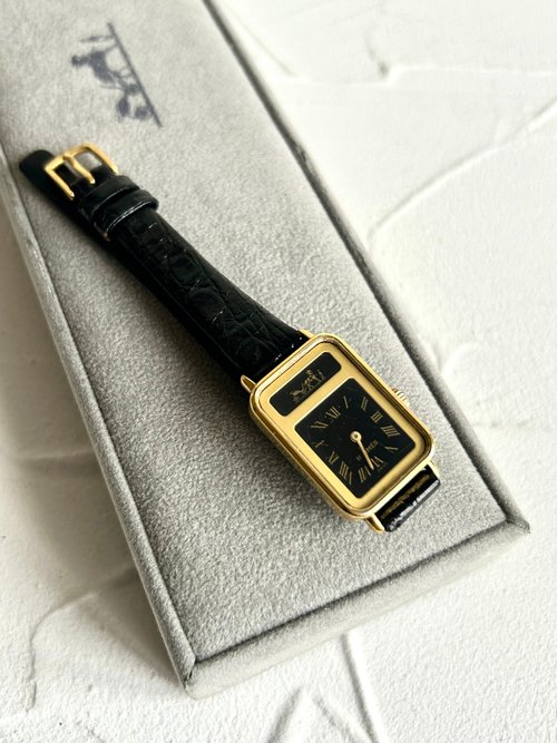 非常に珍しいエルメスタンク廃盤ブラック＆ゴールドアンティーク