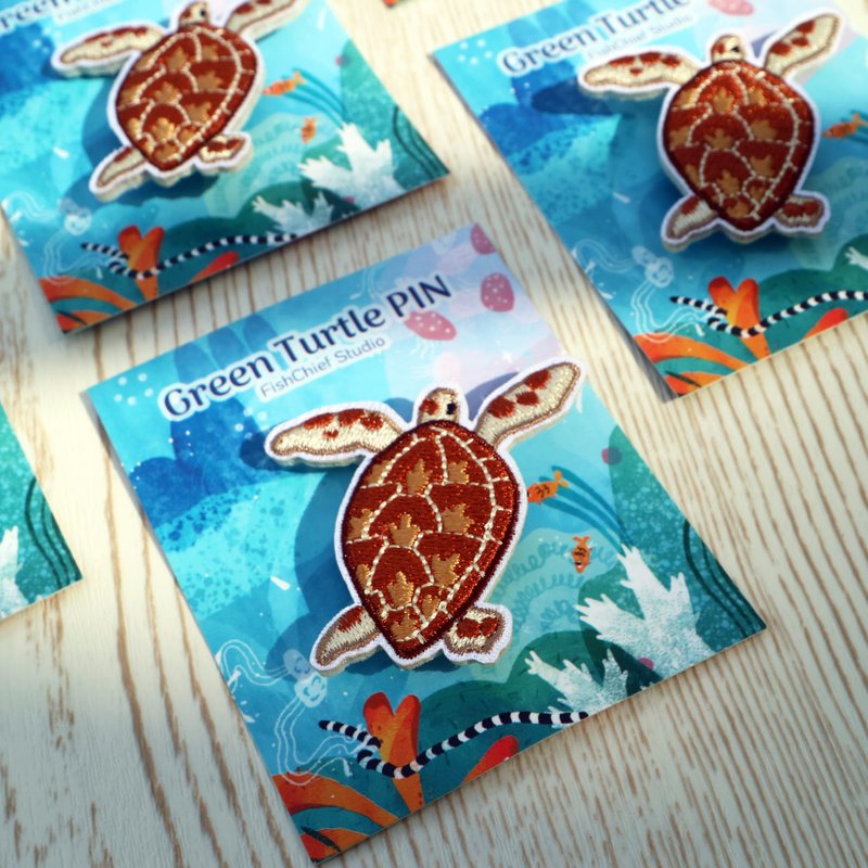 Green loggerhead turtle embroidery pin - Badges & Pins - Cotton & Hemp 