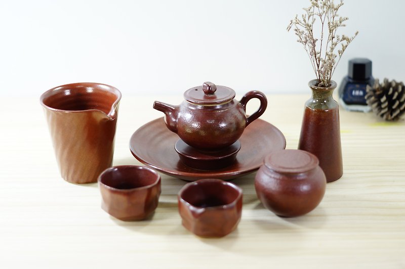 鐵紅茶具組 - 茶具/茶杯 - 陶 紅色