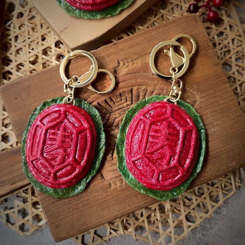 Realistic wool felt medium-sized red turtle cake (pin/magnet/pure key ring/OO charm) - Charms - Wool 