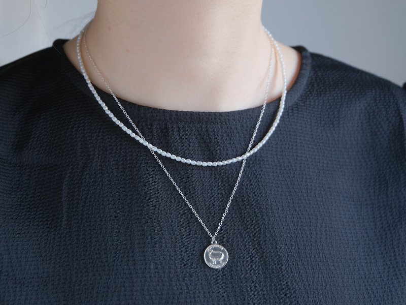 gift necklace set sheep coin necklace silver & fresh water pearl necklace - สร้อยคอ - โลหะ สีเงิน