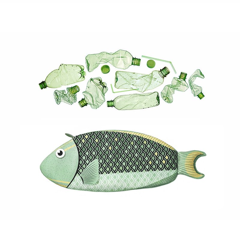 Parrotfish pouch (PET bottles waste recycled fabric) - Handbags & Totes - Eco-Friendly Materials Green