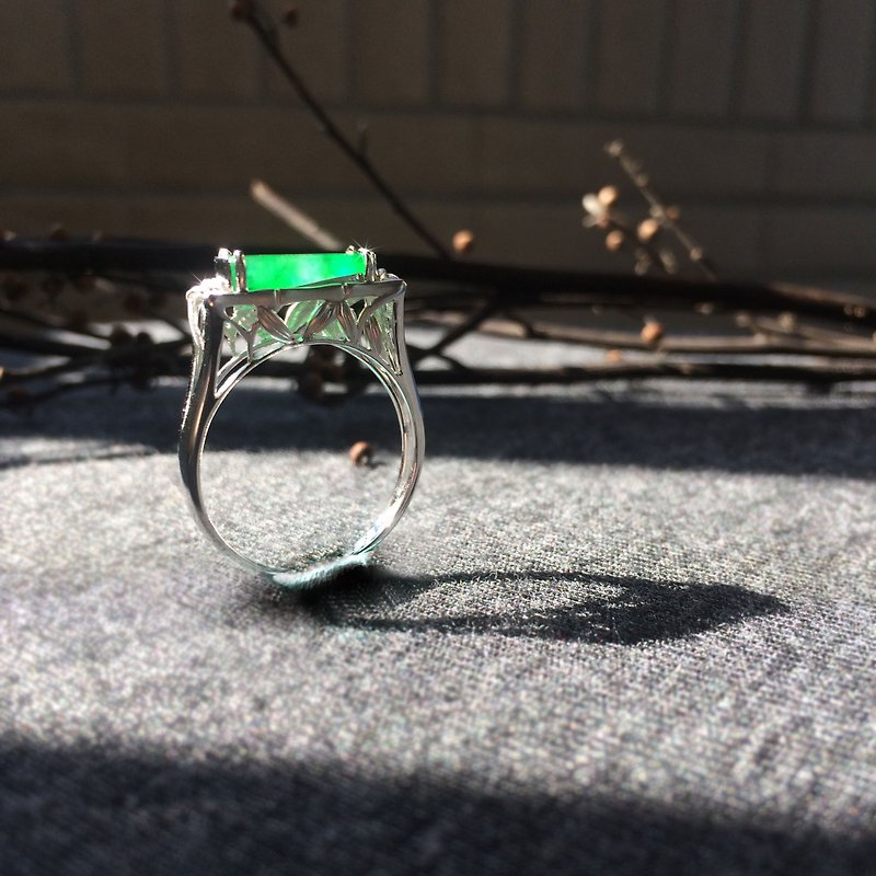 竹韻-精品設計系列：天然陽綠翡翠(緬甸玉)750K金寬版戒指 - 戒指 - 寶石 