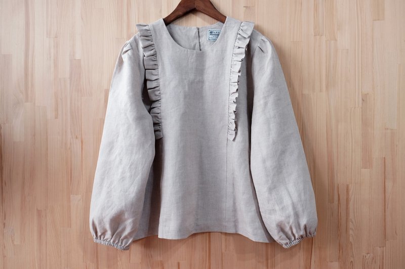 Round neck cut-out ruffled long-sleeved top/original color Linen - Women's Tops - Cotton & Hemp Khaki