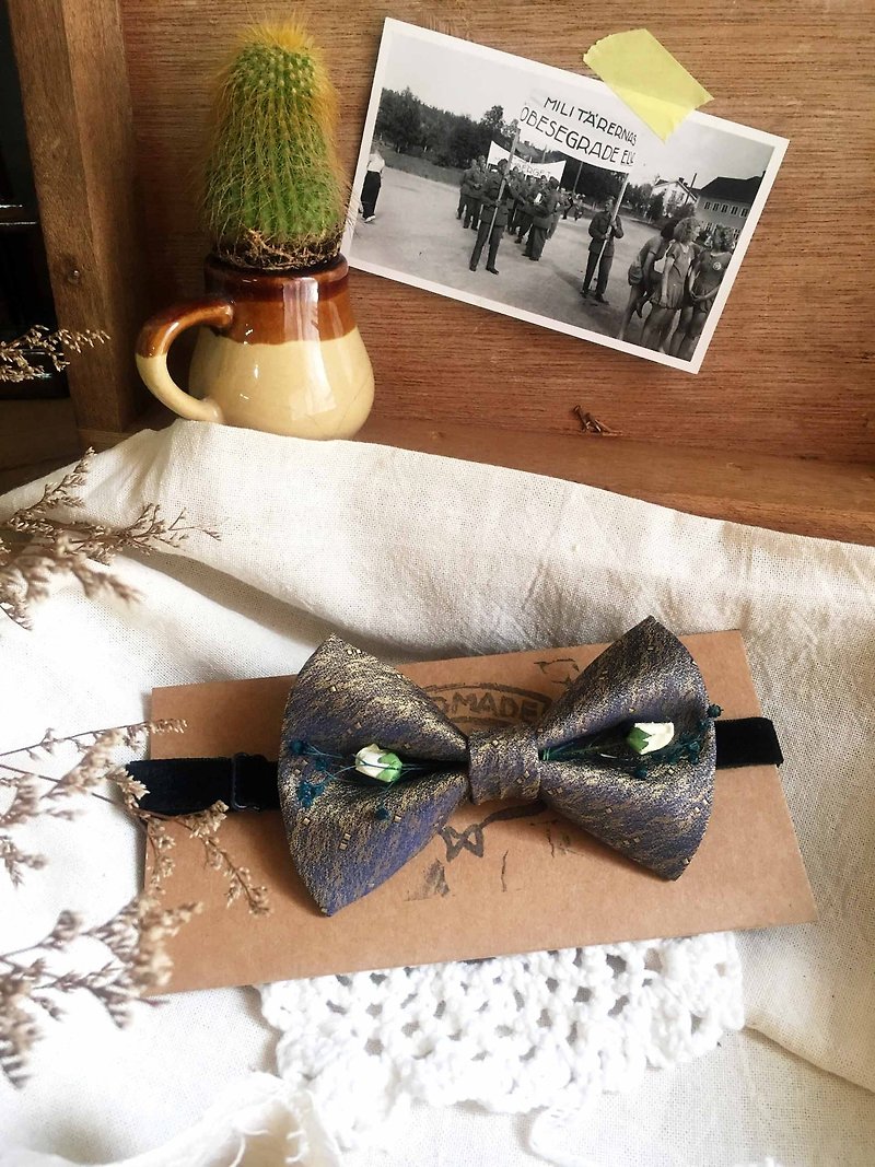 Papa's Bow Tie- 古董布花領帶改製手工領結-哈爾濱紳士 霧金-玫瑰花版 - 領帶/領帶夾 - 絲．絹 金色