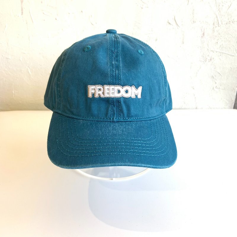自由商行-水洗做舊棒球帽-藍色 - 帽子 - 棉．麻 藍色