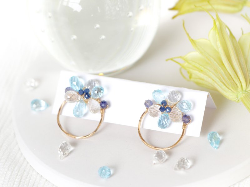 14kgf-skyblue topaz &crystal flower pierced earrings /can change to clip-on - 耳環/耳夾/耳骨夾 - 貴金屬 藍色