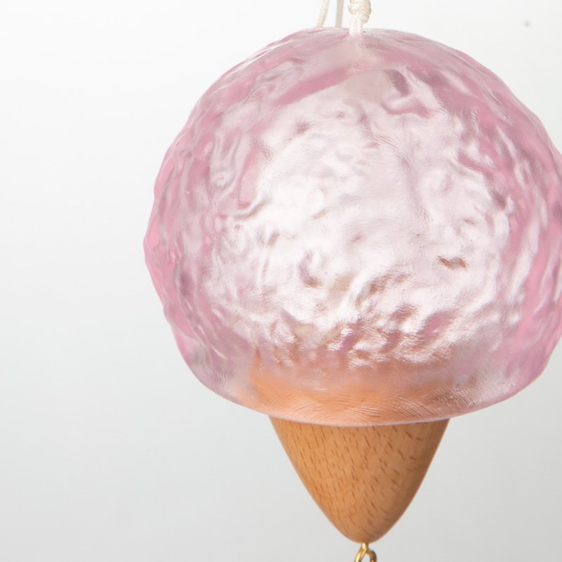 アイスクリーム風鈴 | ガラス + ブナ材 | ピンク - 置物 - ステンドグラス ピンク