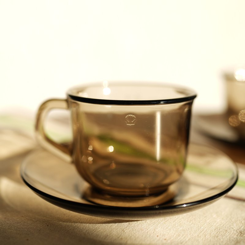 1970 French vintage SHELL gray smoked glass cup and saucer set - Cups - Glass Gray