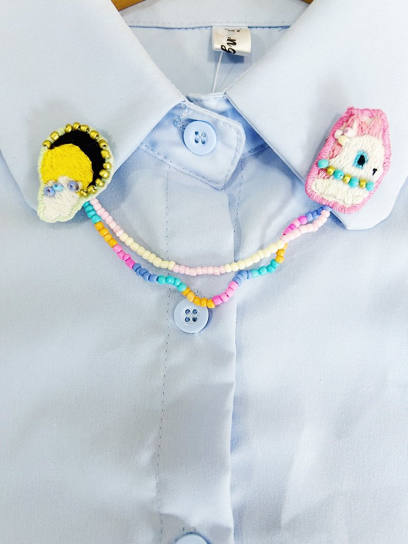 Moon&Rabbit collar pin - เข็มกลัด - งานปัก หลากหลายสี