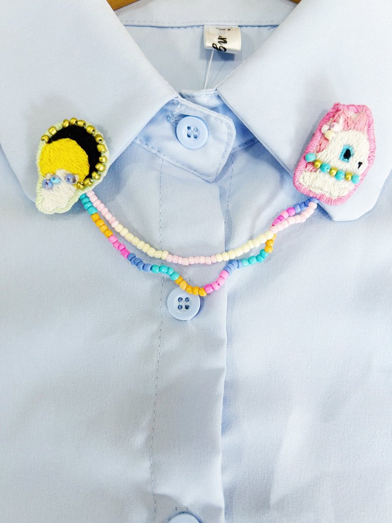 Moon&Rabbit collar pin - Brooches - Thread Multicolor