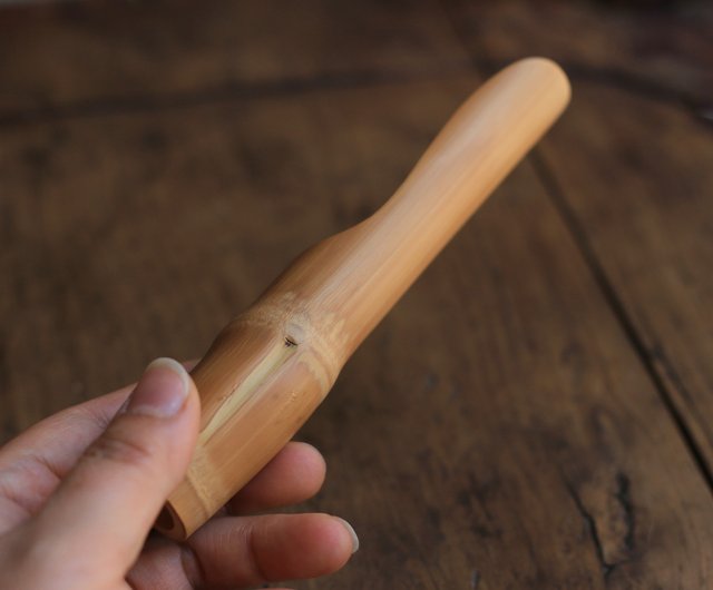 手磨きのオリジナル竹製品 | 人面竹の茶シャベル | 1 つの