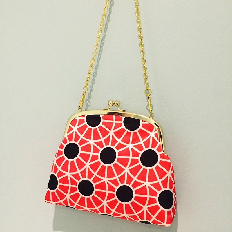 Original Print Japanese traditional pattern kiss lock petit party bag SHARINGIKU - Clutch Bags - Polyester Red