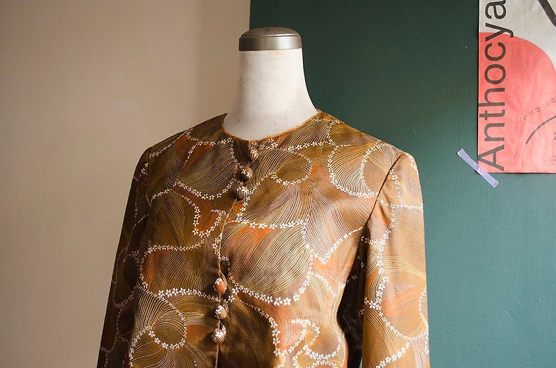 Bronze Brown gold orchid line round neck Shanghai handmade antique cheongsam jacket | vintage Guan Er vintage - เสื้อแจ็คเก็ต - ผ้าไหม 